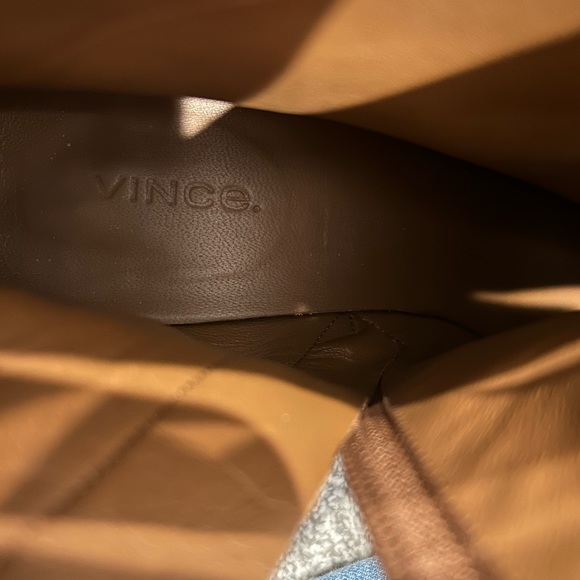 VINCE Women's Tillie Suede Mid-Heel Booties Size 9.5M - Picture 5 of 9